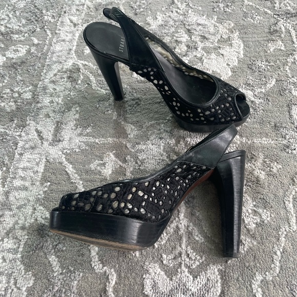 Stuart Weitzman black peep toe lace slingback heel - Picture 1 of 4